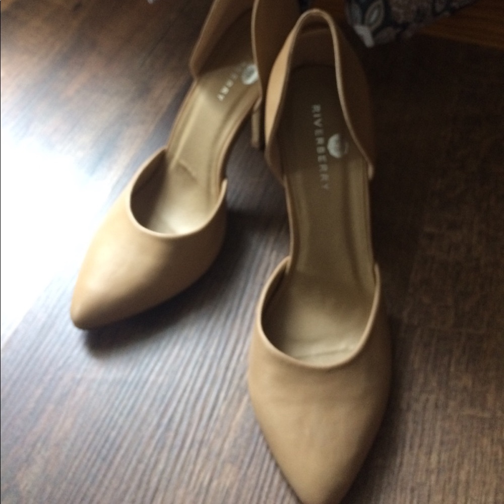 Tan shoes
